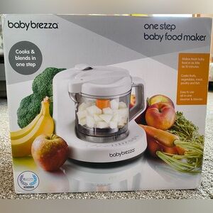 Baby Brezza Baby Food Maker Machine - One Step Cooker and Blender to Steam/Puree